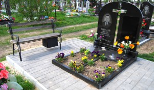 купить надгробный памятник москва